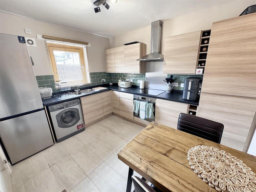 Dining Kitchen