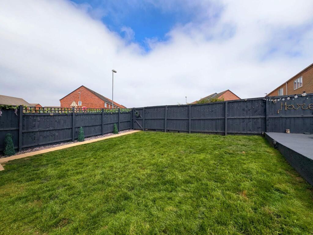 8c649472-475a-42e7-af10-e5fd3a5d3035