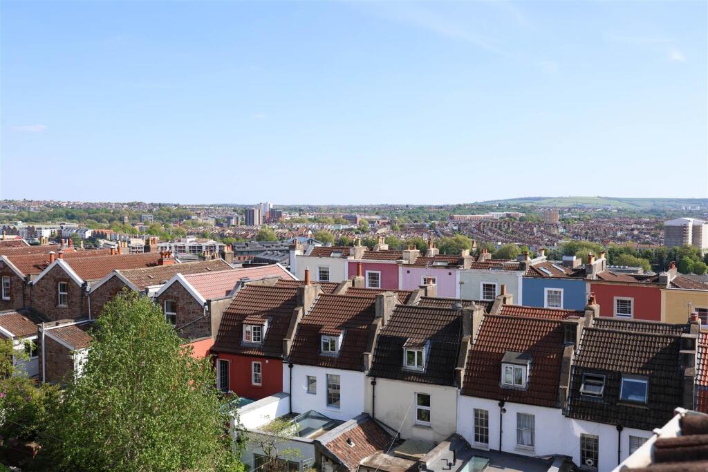 12 St Edwards Road 56.JPG