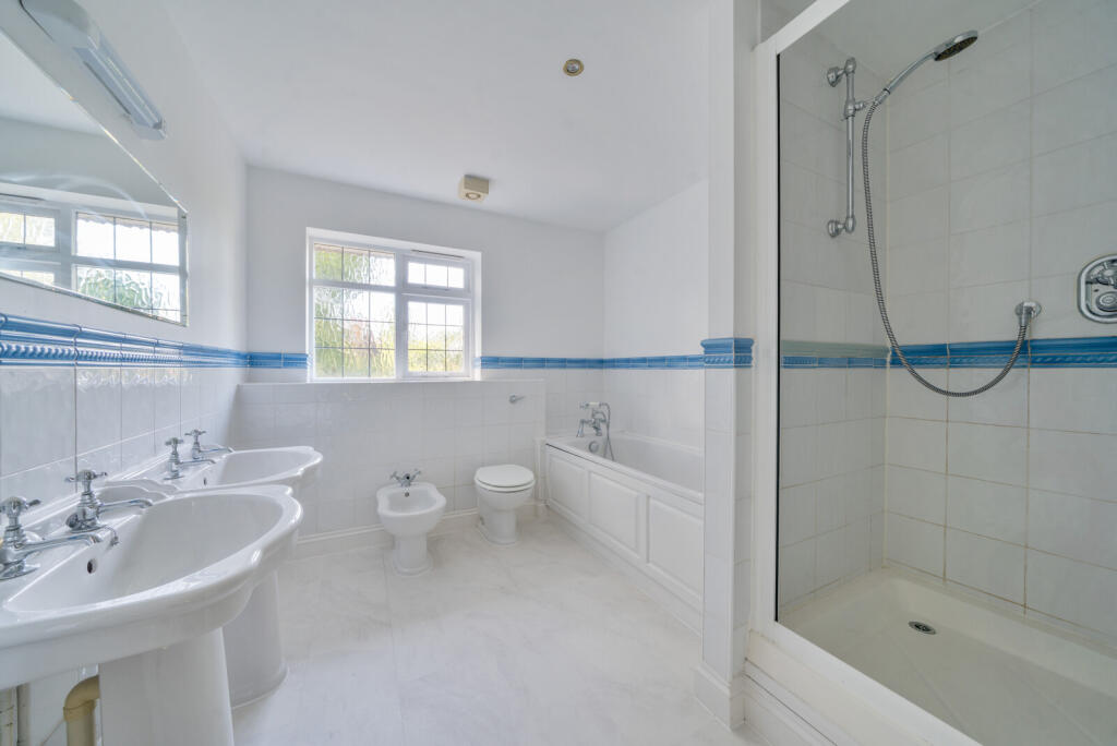 1312376-1-6852846...