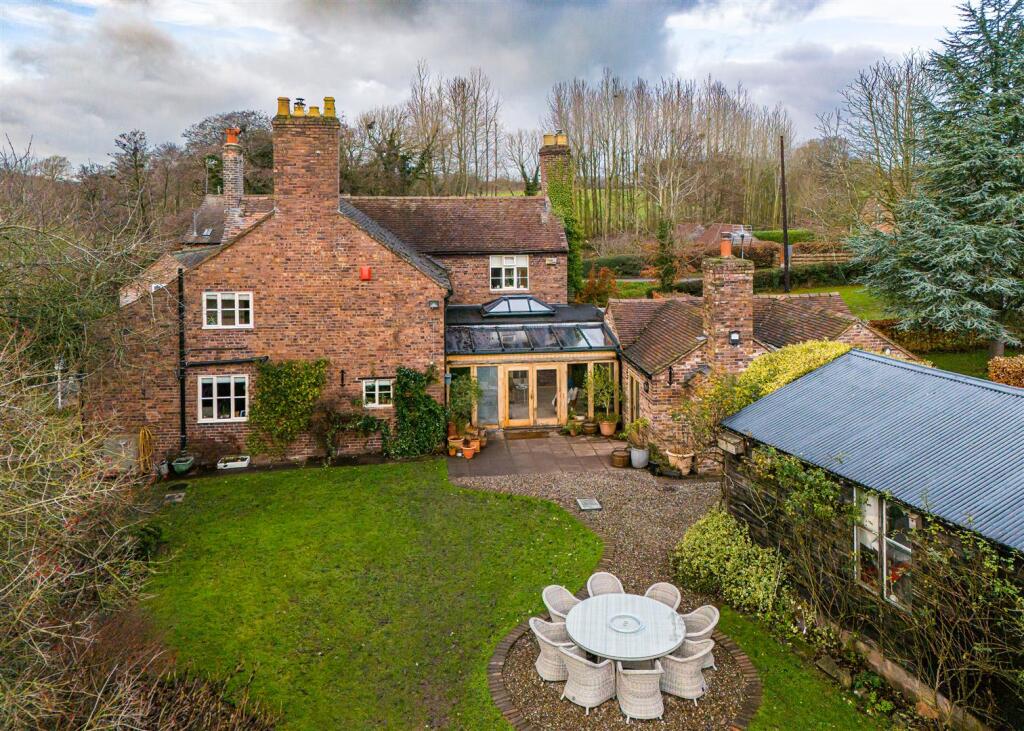 Harpsford Mill Farm-drone-2.jpg