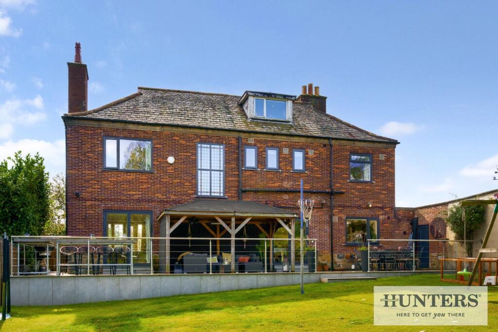 98313_12 Hawksworth Lane Guiseley  (27) - Copy_low