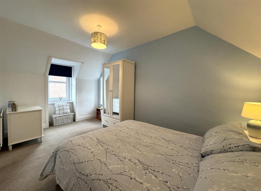 BEDROOM 1.11.JPG