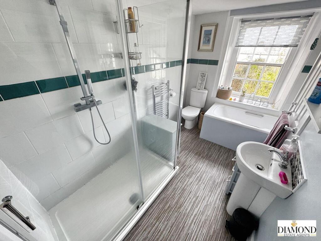 Family Bathroom/Shower Room