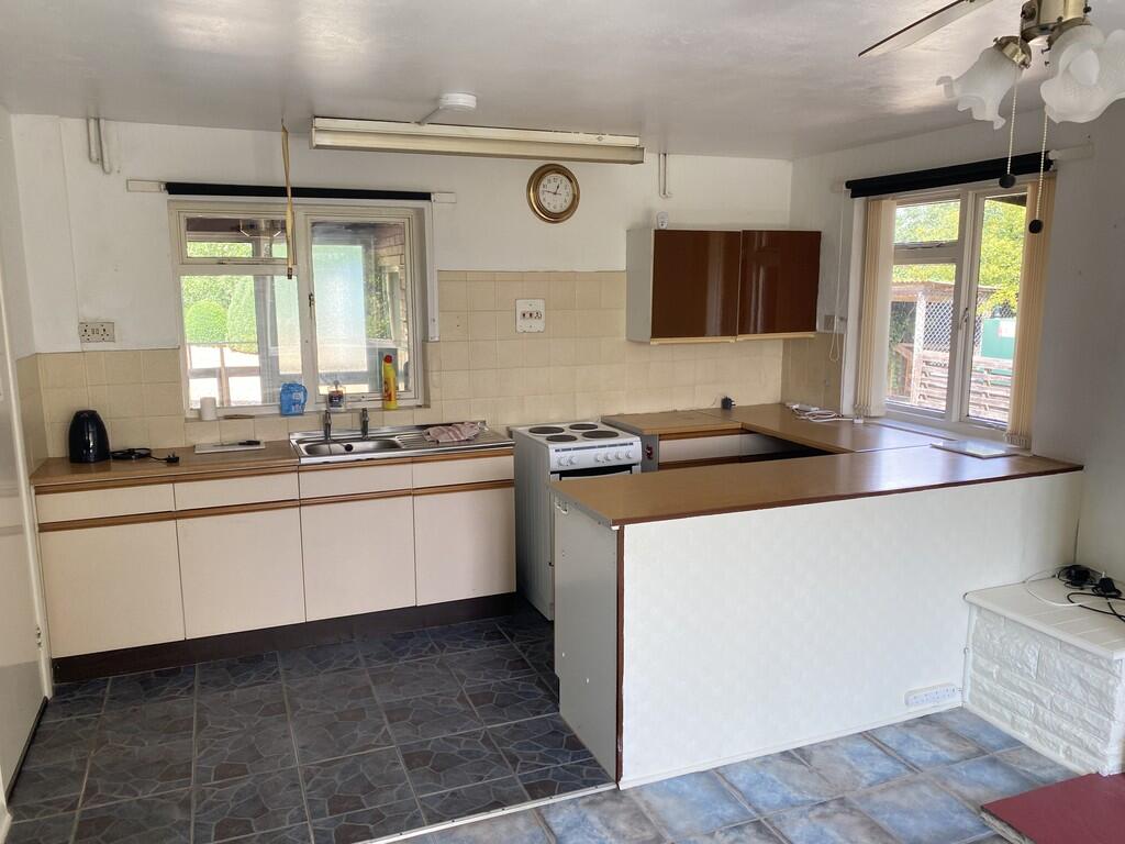 Kitchen 1