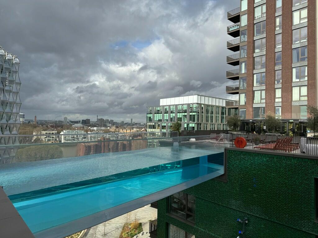 Sky pool