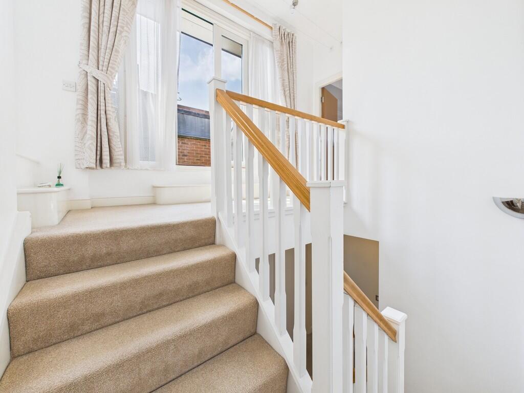 CAM02854G0-PR0394...