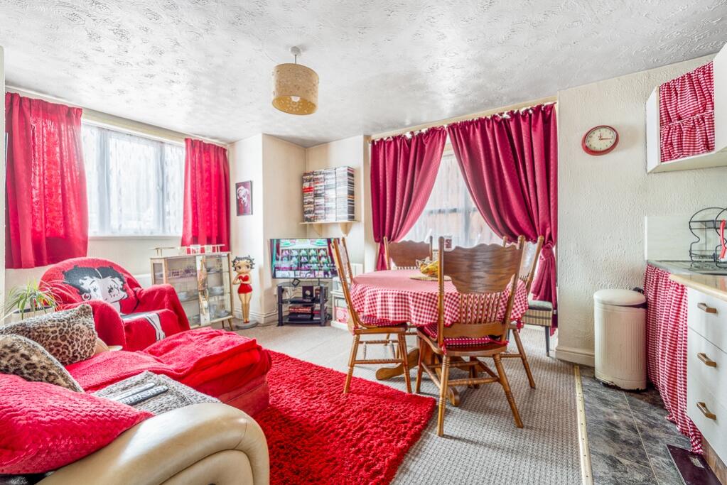 33 Ida Road (Skegness)-12