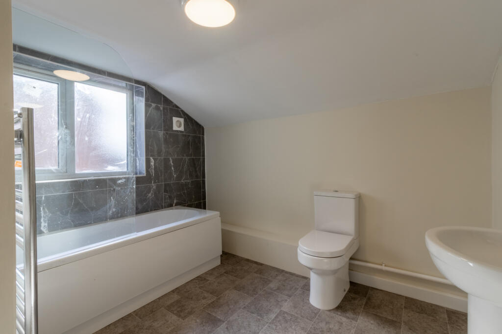 Commercial Street (3 of 25)