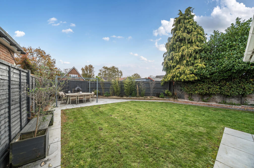 1373458-10-690393...