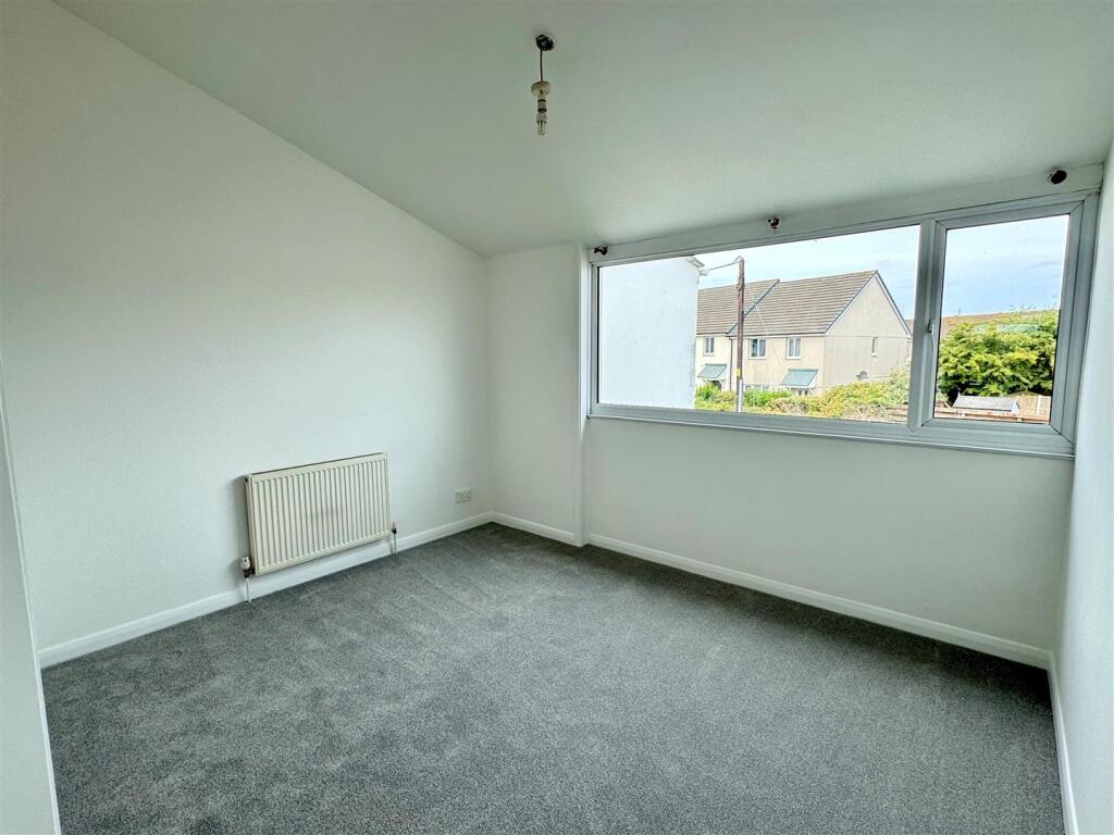 43 Pendragon Crescent Bedroom 2