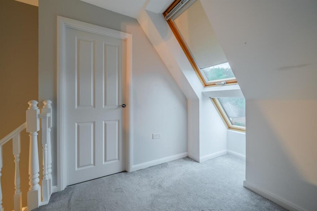 14 Poppyfield Ave-4.jpg