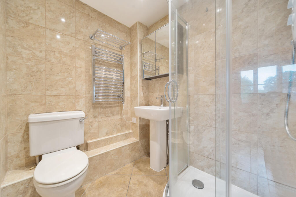 1333398-5-689086a...