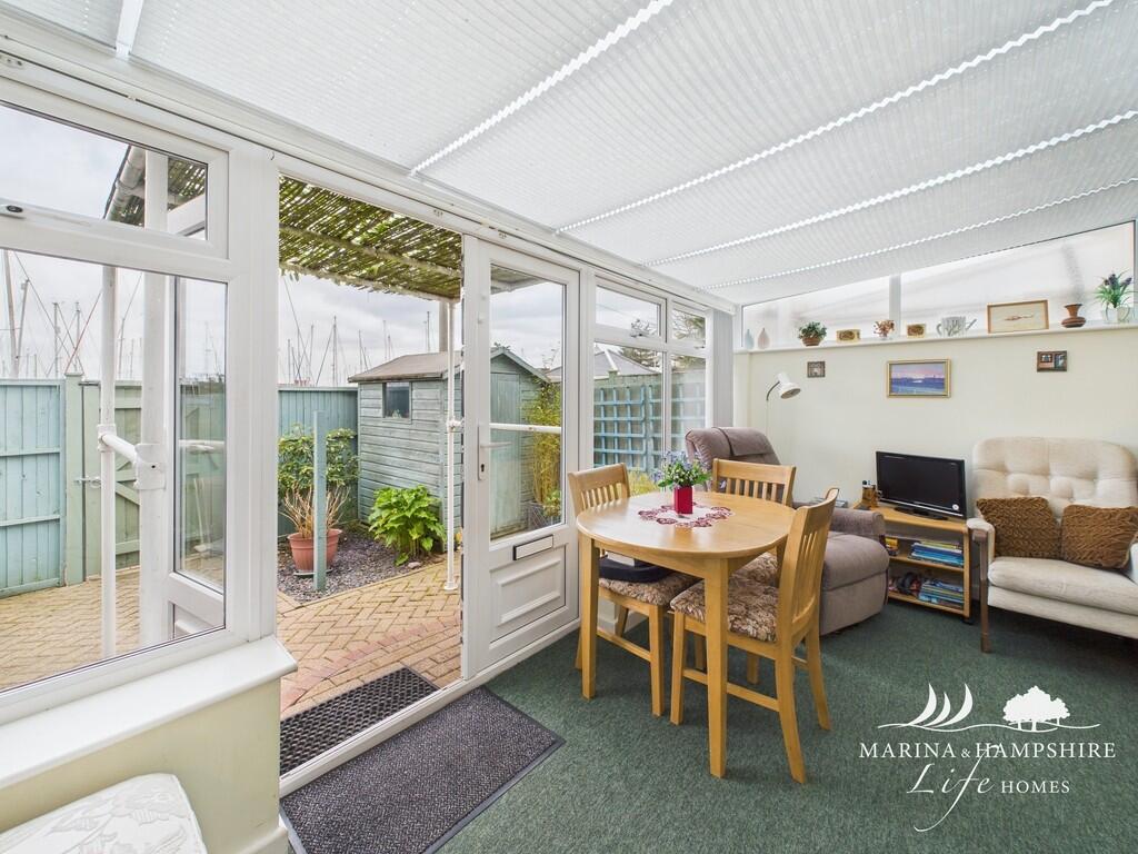 CAM03691G0-PR0037...