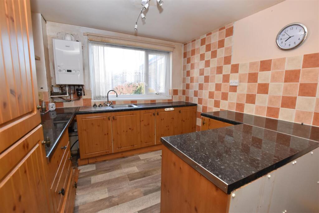 Kitchen Area.JPG