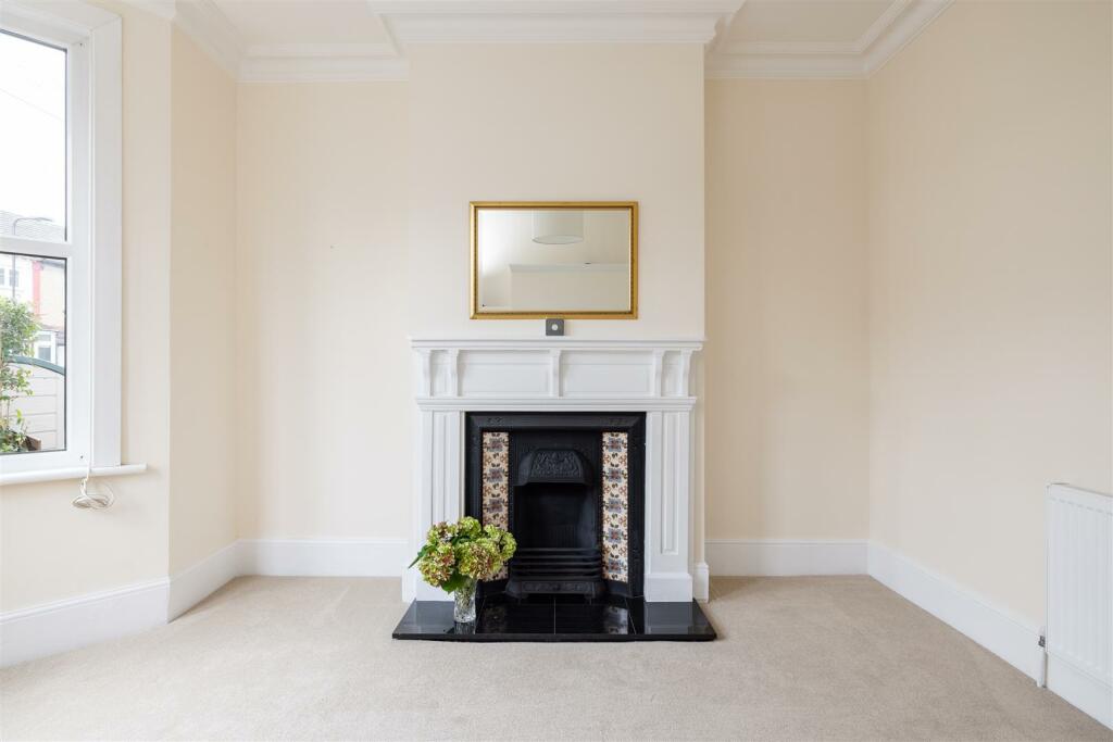 Beacontree E11