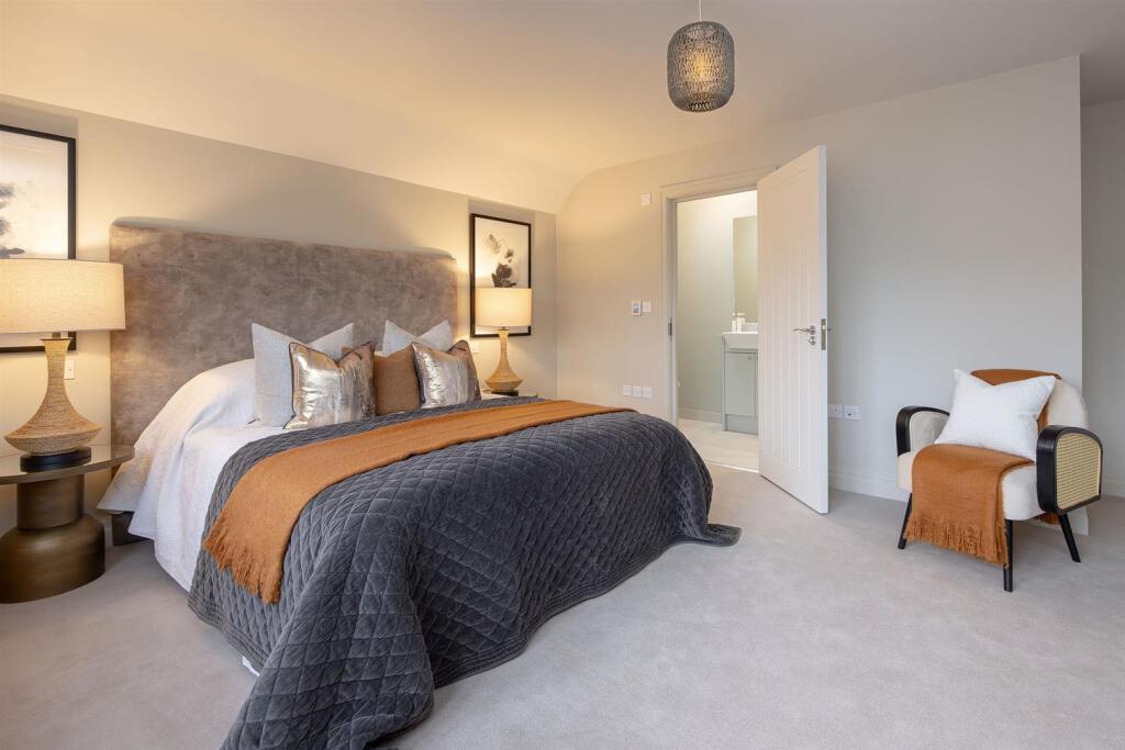 Bedroom 2 &amp; En-suite.jpg