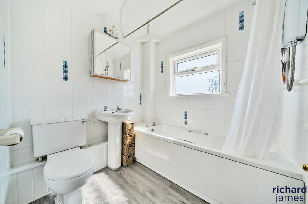 cbd6c4fc881f445499d6ca87b5edc2dc