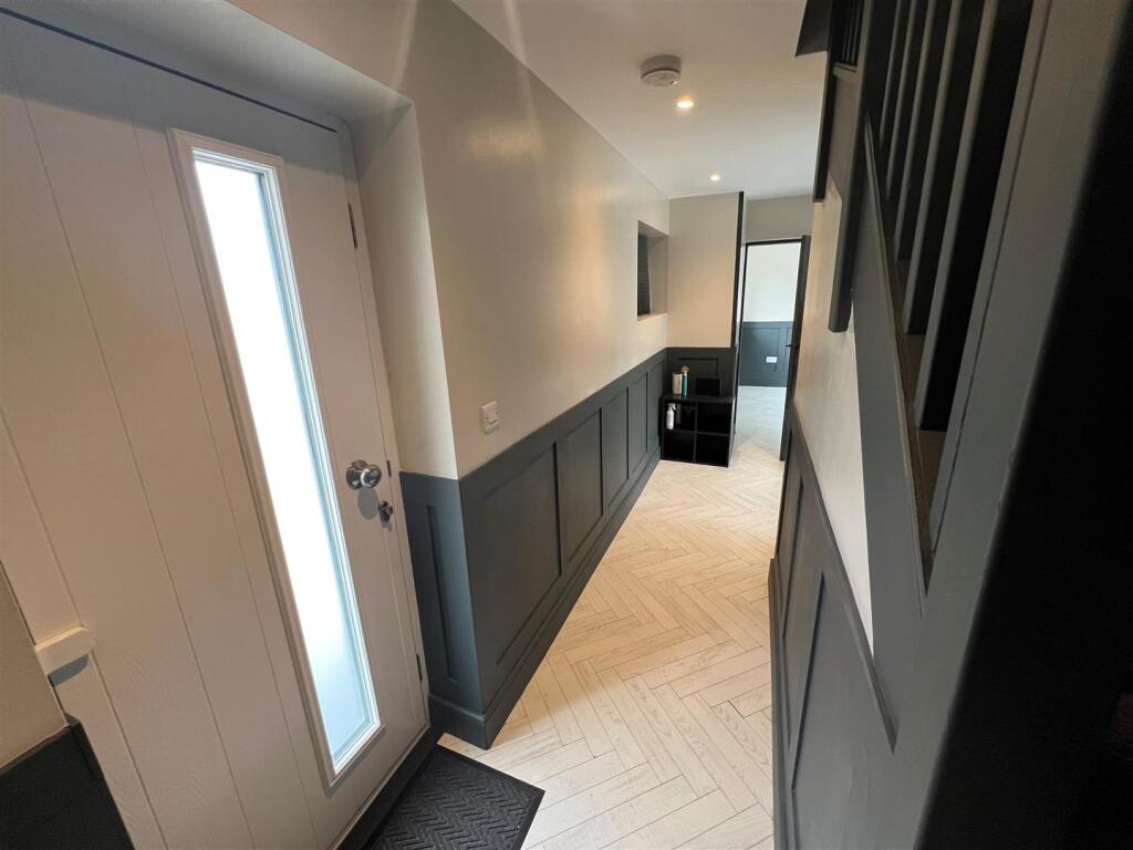 Titch Cottage 09.jpg