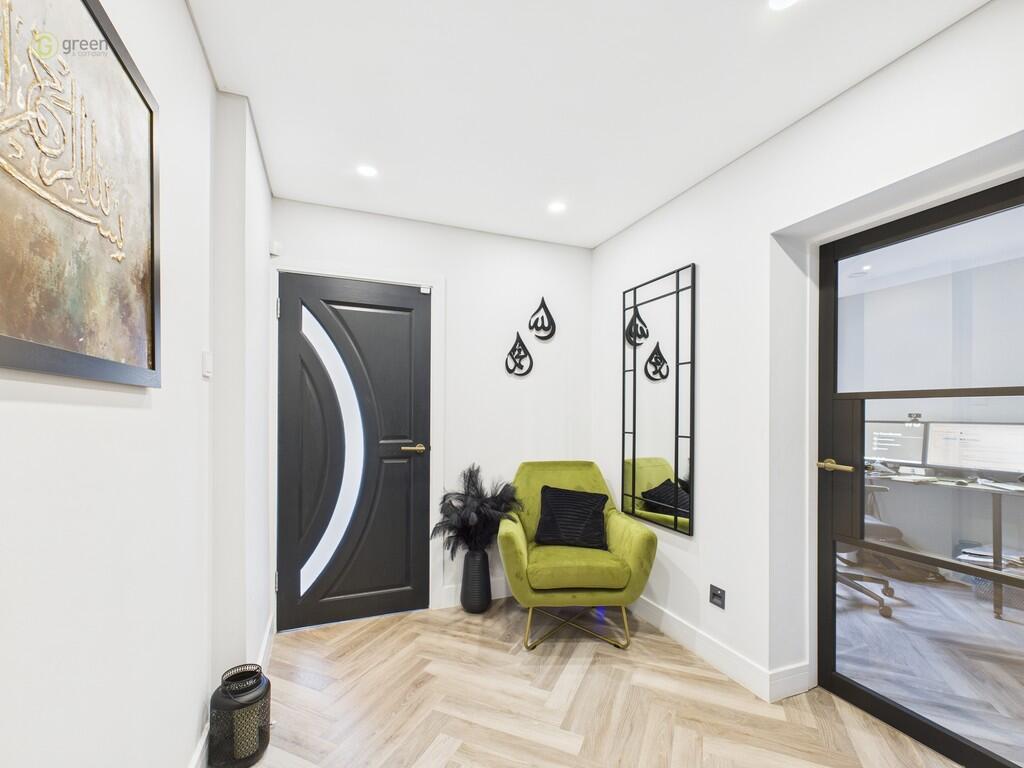 CAM03830G0-PR0221...