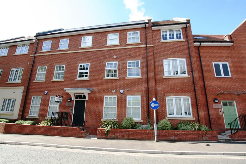 kingst,flat7,front.JPG
