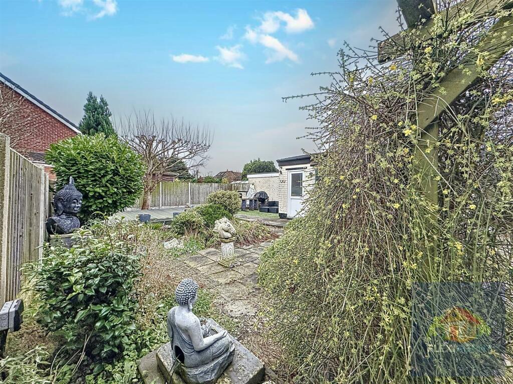 Courtyard Garden