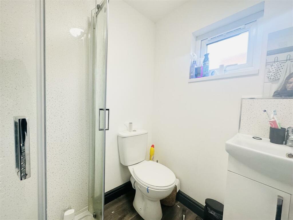 Bathroom 2