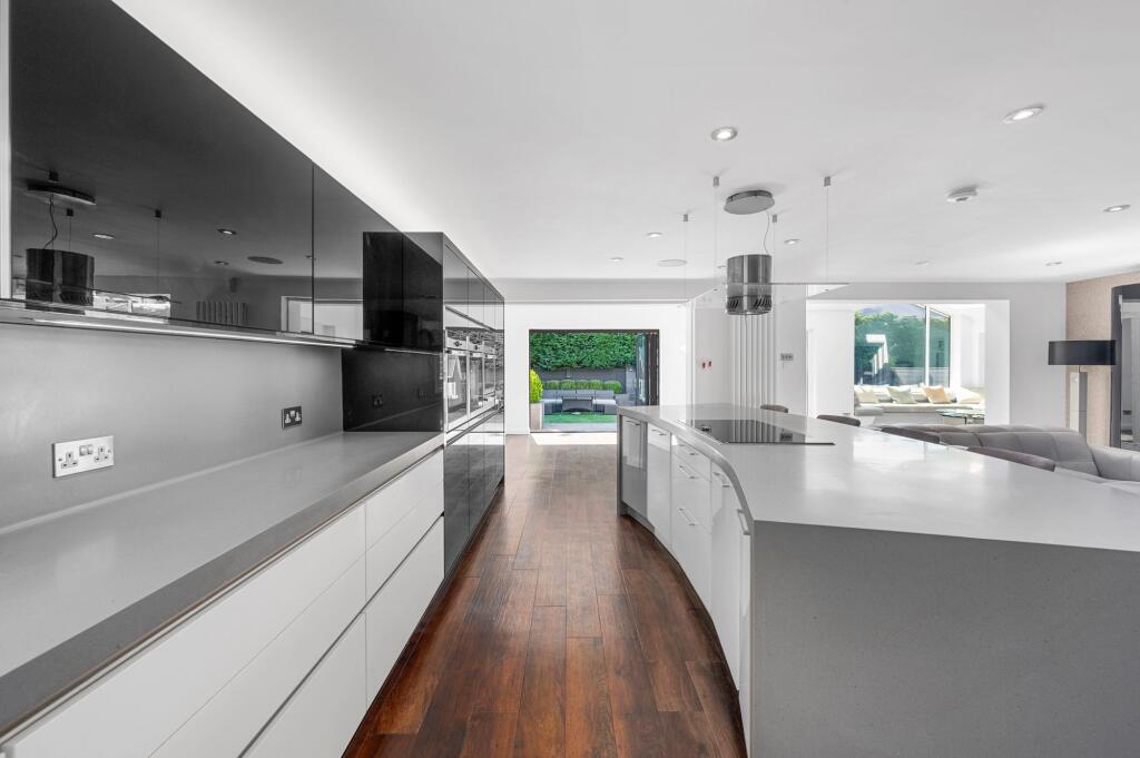 Kitchen-Dining-Family Room