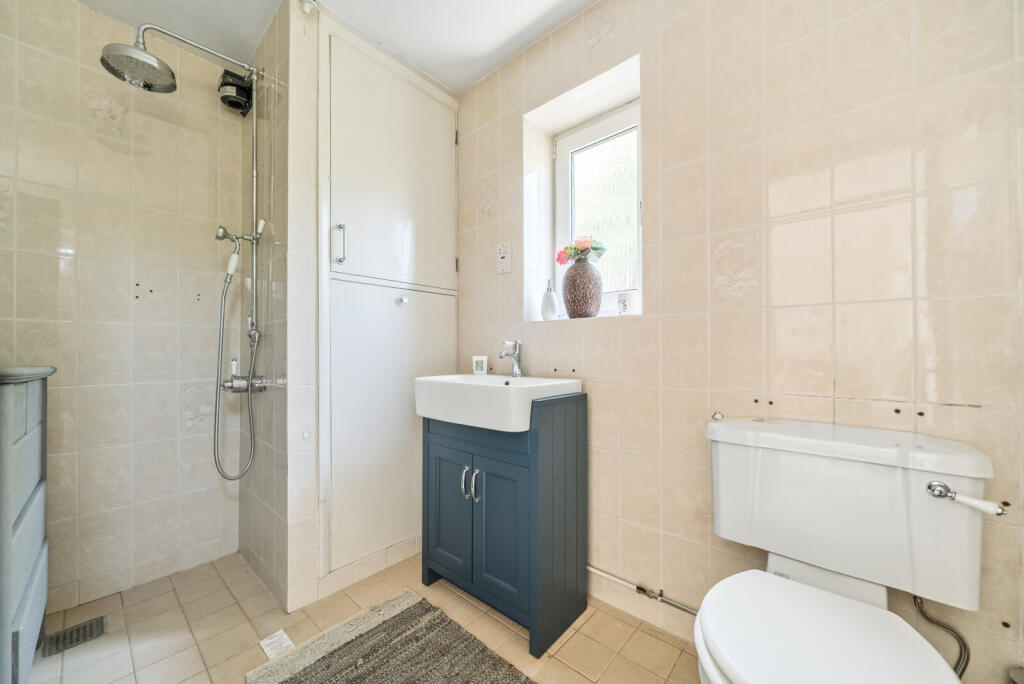 1339682-18-689b43...