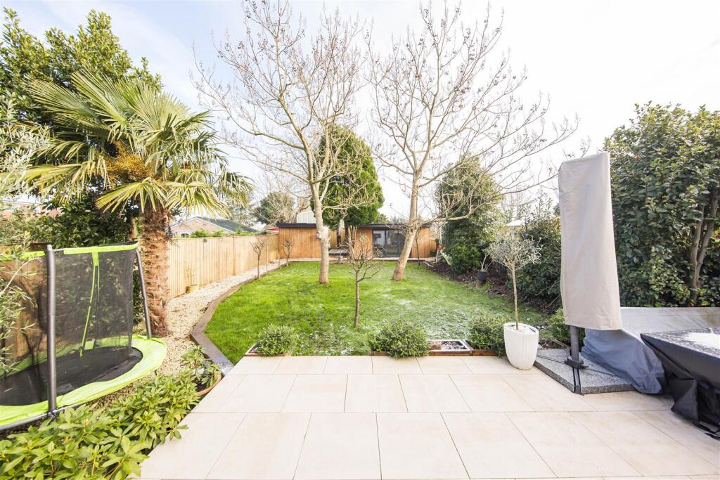 Lovely Landscaped Garden