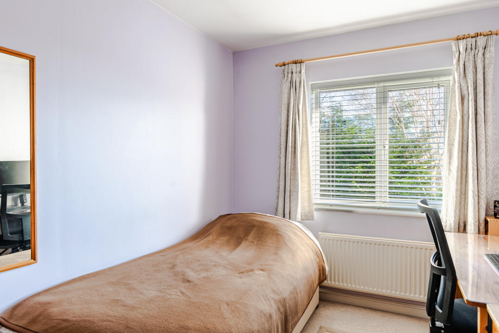 bedroom3b