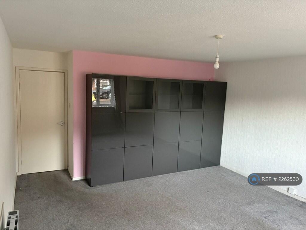 Large Front Living Room
