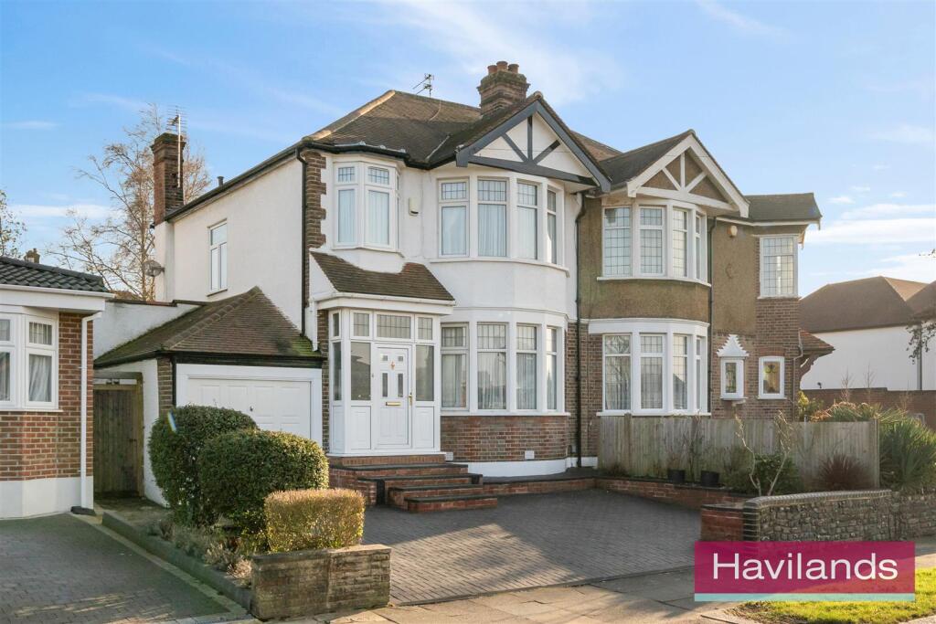 Winchmore Hill Road-22.jpg