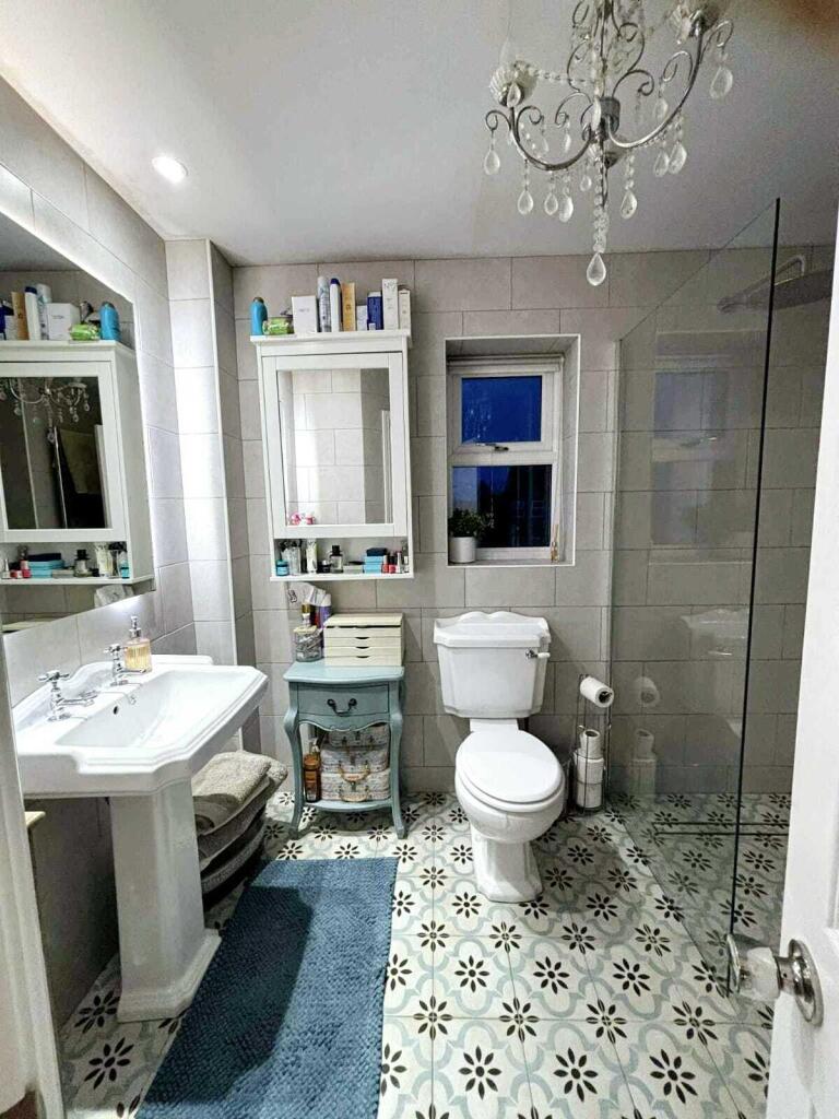 f07c0e90-36df-4725-bb78-772ef3397f78