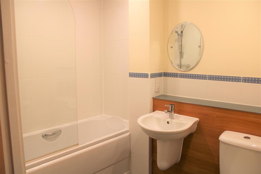 Bedroom 1 ensuite ba