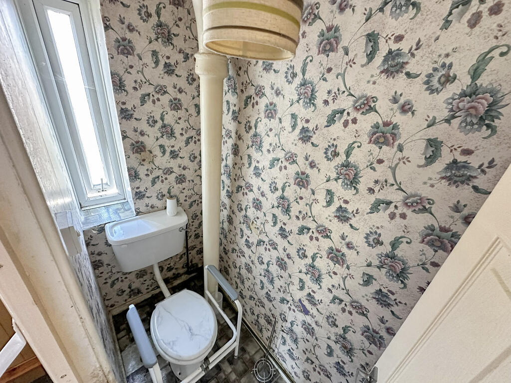 First Floor WC