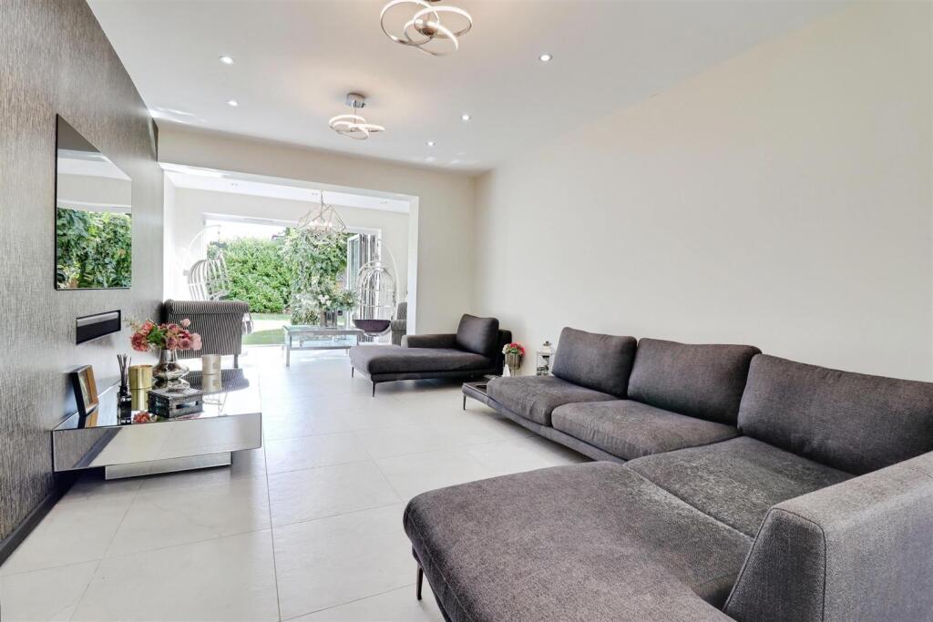 user_edited_photo-1860bb34_user-edited-67f6b101-85