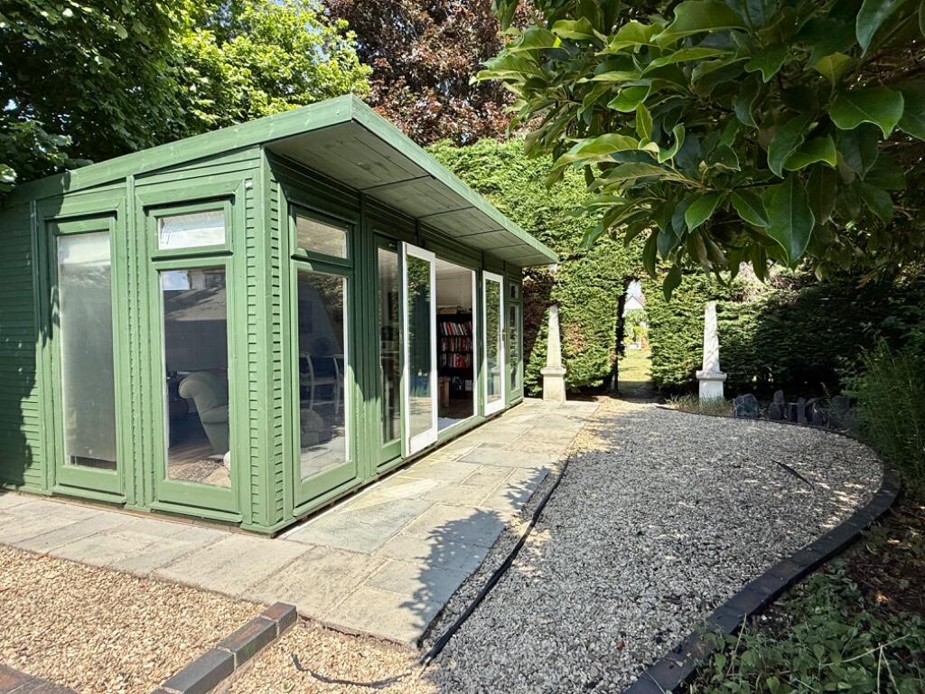 Garden Office