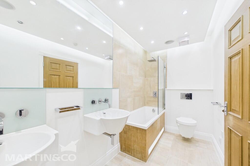 CAM01953G0-PR0096...