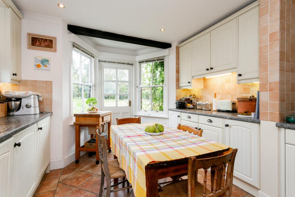 Kitchen/breakfast rm