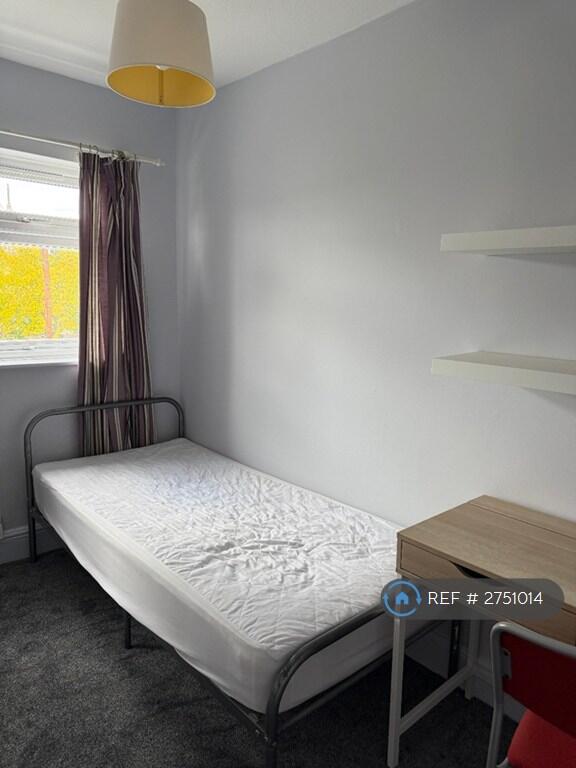 Room 5 