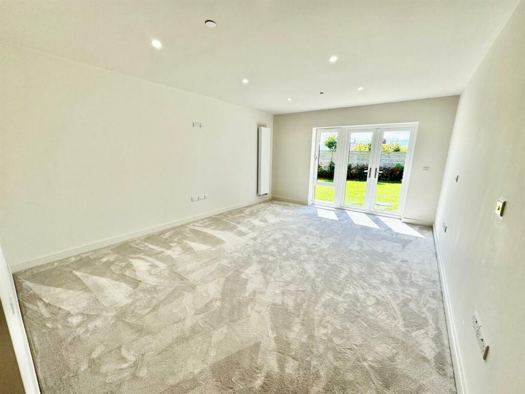 PHOTO-2024-07-08-20-30-10 (10).jpg