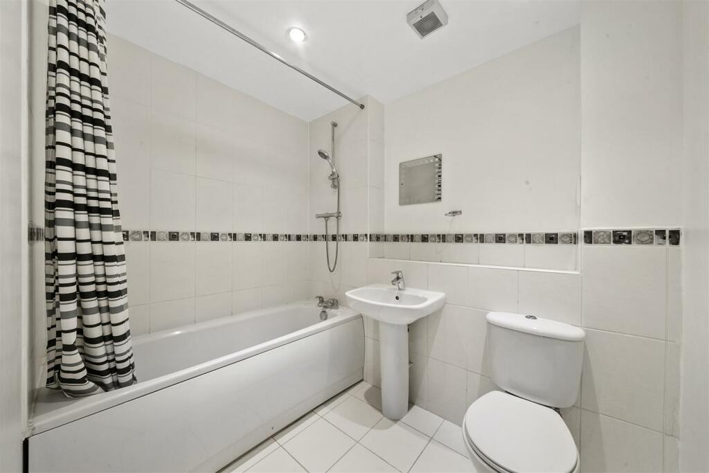 Flat 17, Bell House - Kzn144TGozTF2g7xrvPs.jpg