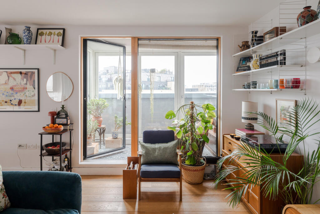 247197 - Flat 20, Bahram Court-8.jpg