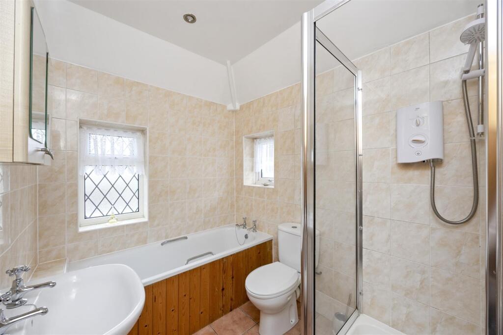 Family Bath/Shower Room/WC