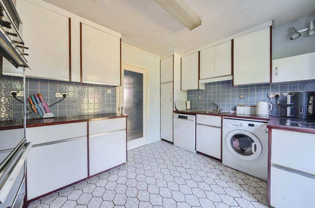 1291197-3-682b56d...