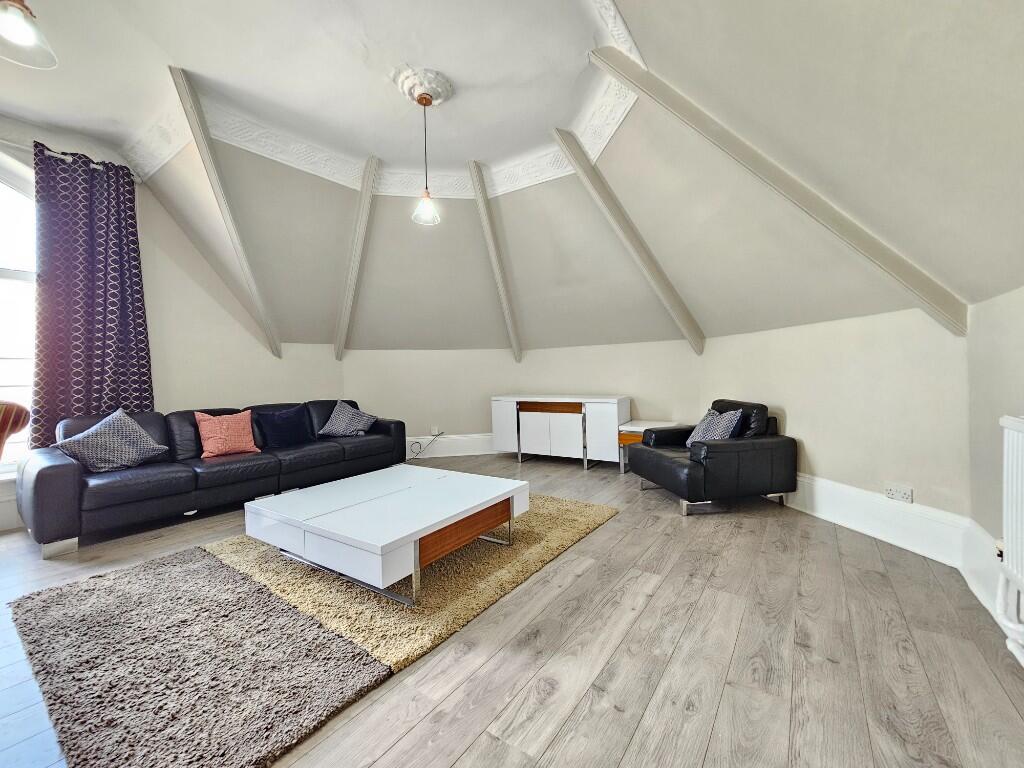 Communal Lounge