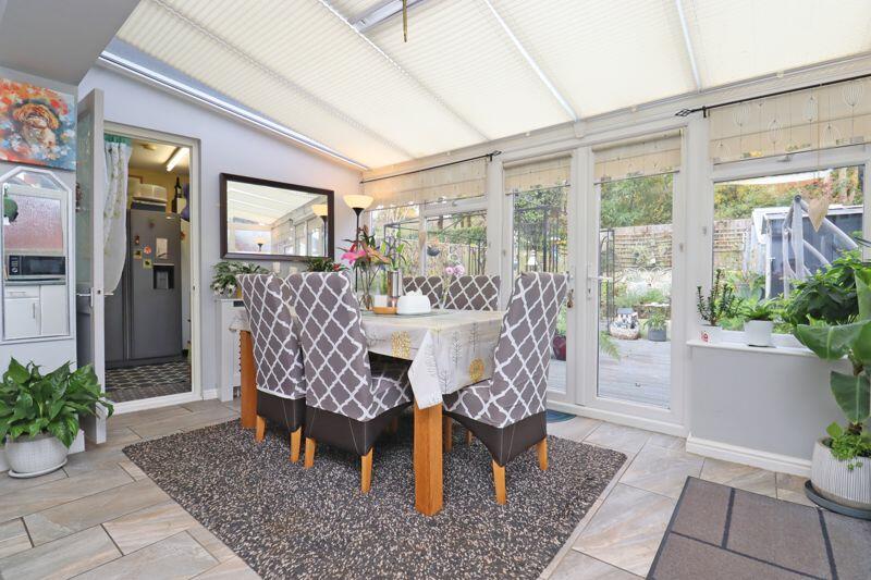 DINING AREA/UTILITY