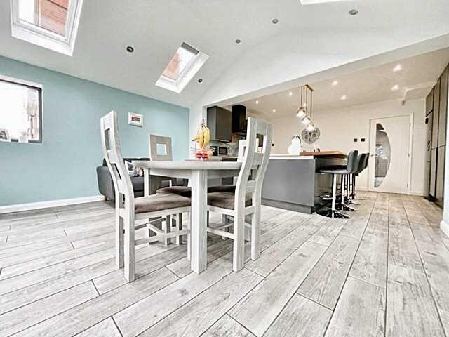 Dining Room and Snug