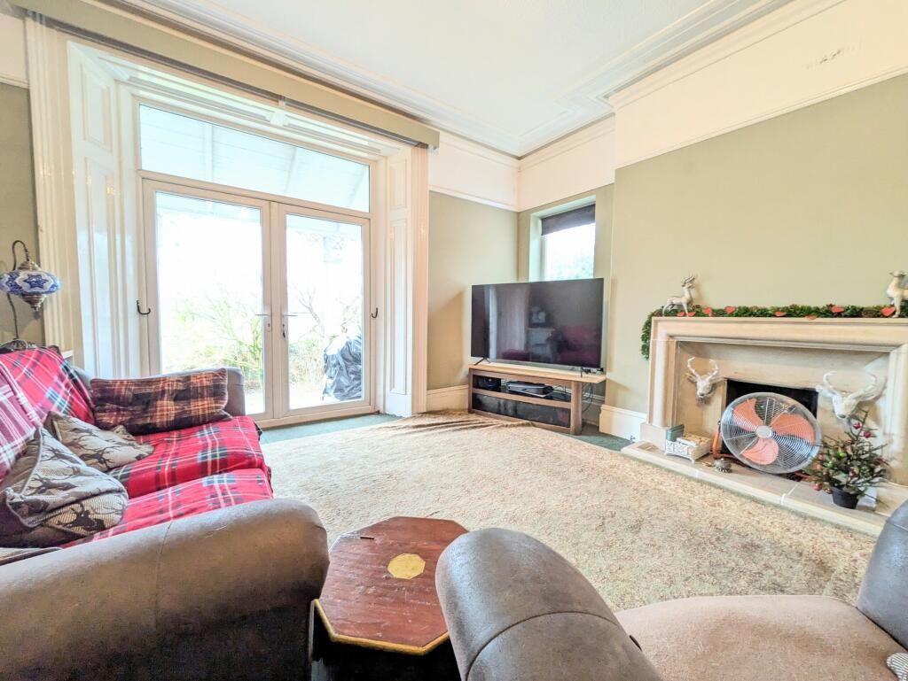 PXL_20241213_121948731.MP~2